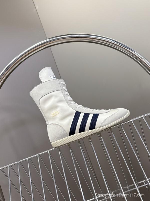 2025 Unisex Adidas White High-Top Sneakers Suede And Fabric Retro Design Original Sole KFY00320