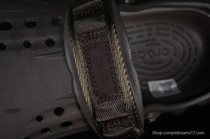 Crocs Bobs Flat Heel Closed Toe Slip-On Beach Clog Sandals - B.D4