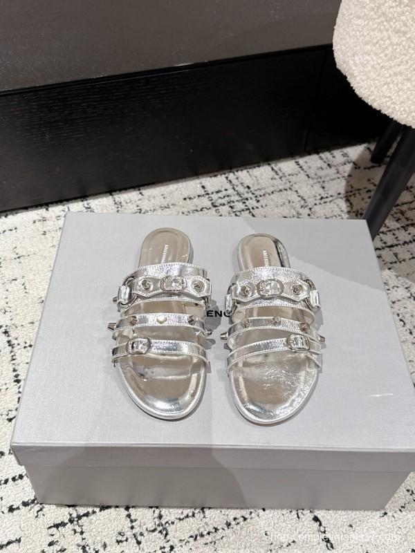 2025 Slippers Balenciaga Silver Leather Metal Buckle KFY00289