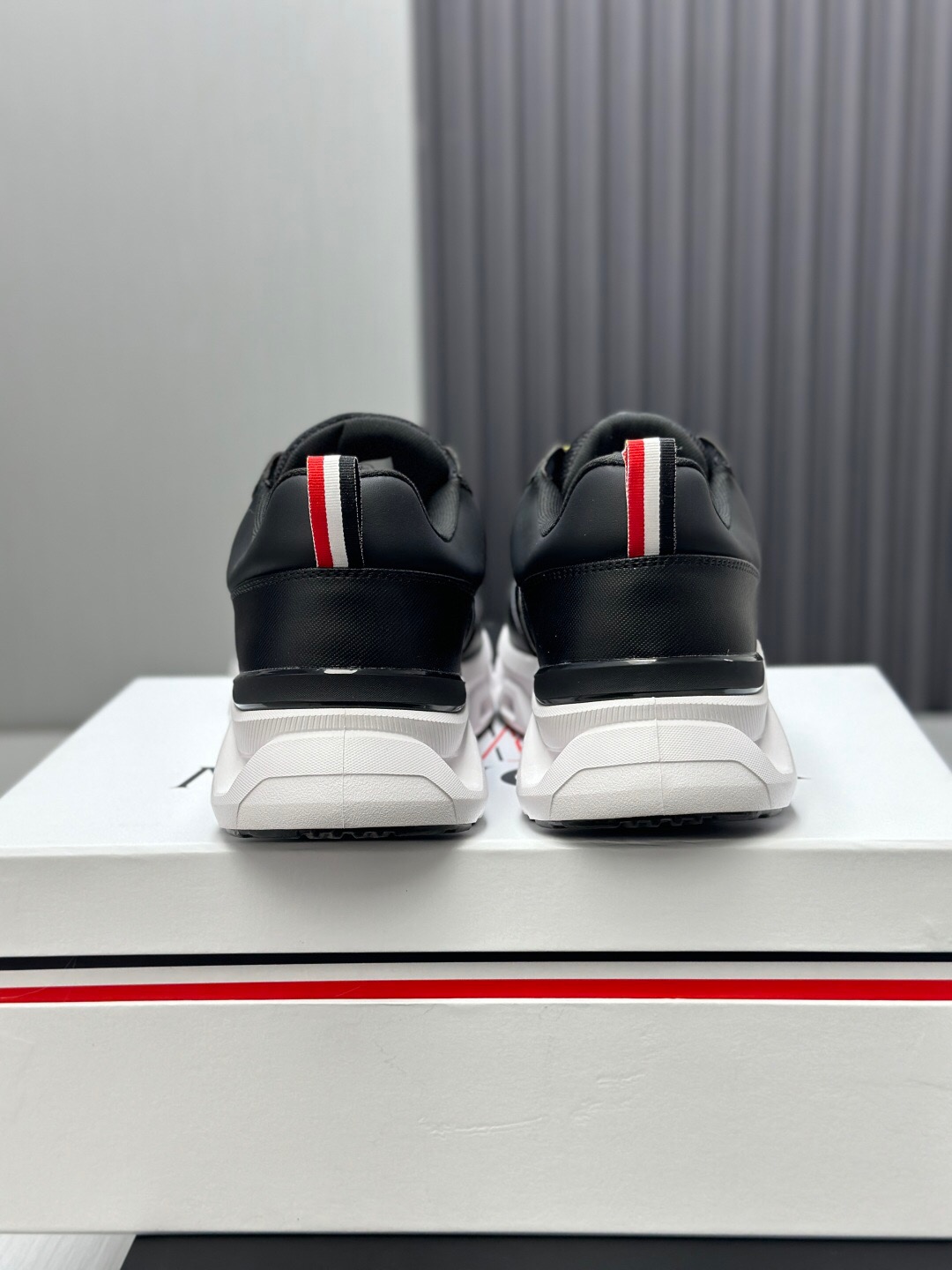 2025 Unisex Moncler Black Nylon Rubber Outdoor Sneakers AS00390
