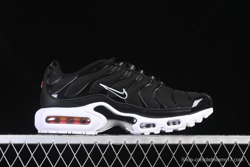 Nike Air Max Plus Retro Running Shoes with Air Cushion Technology - DM2362-001