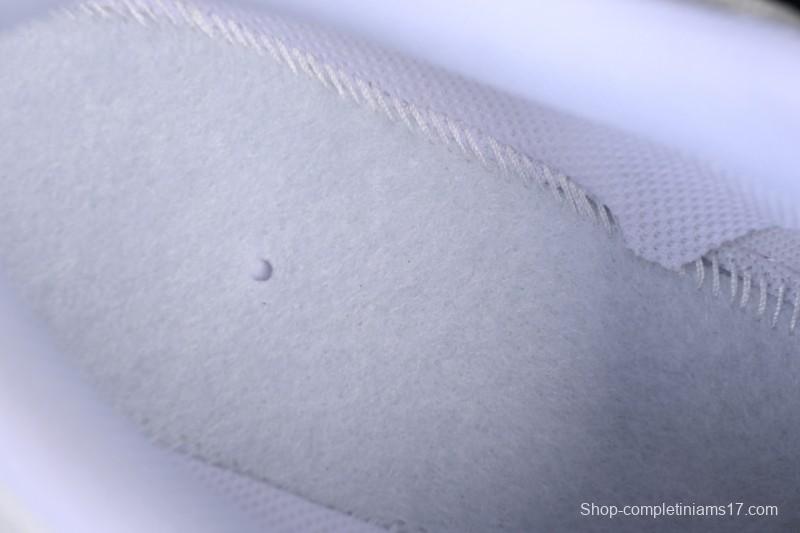 Nike Air Max 90 Retro Running Shoes with Max Air Cushion - CN8490-100