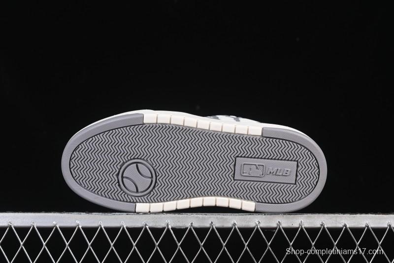 New York Yankees MLB Bigball Chunky Embroidered Monogram Platform Casual Sneakers - 3ASXE035N50CGS