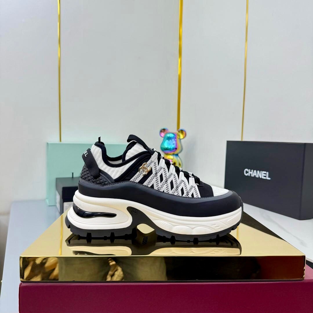 Chanel 2025/SS Panda Loafers Casual Sneakers - LY00360