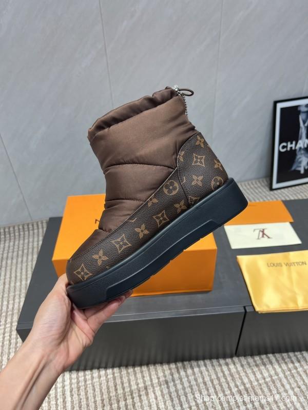 Louis Vuitton Winter Snow Boots Round Toe Thick Sole - KFY00310