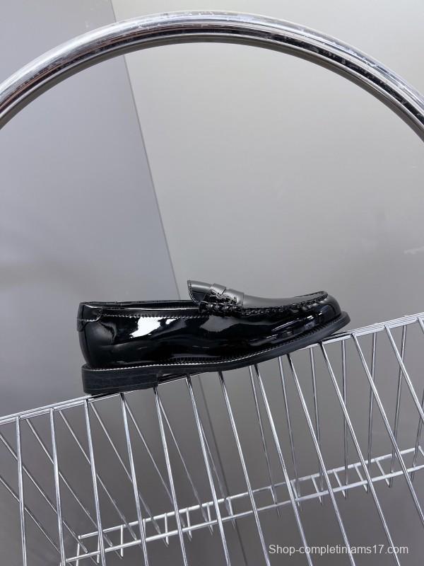 Saint Laurent Classic Loafer Flats - KFY00350
