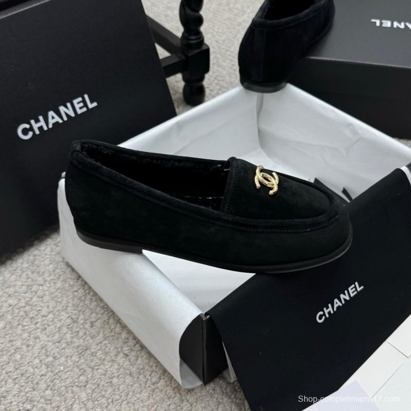 Chanel 2025/SS Teddy Fur Loafers with Double C Logo - KFY00300