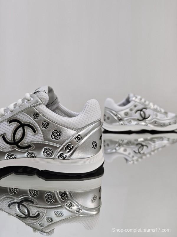Chanel 2025 SS Limited Edition Silver Horn King 2nd Generation Unisex Sneakers - KFY00340