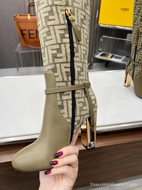 FENDI Delfina Round Toe Boots with FF Buckle - LY00