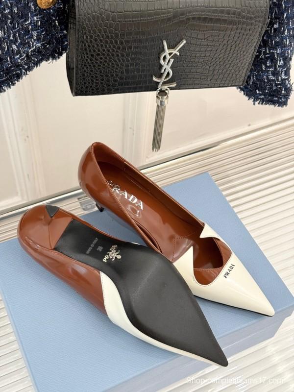 PRADA 2025 SS Catwalk Pointed Toe Kitten Heel Pumps - KFY00310