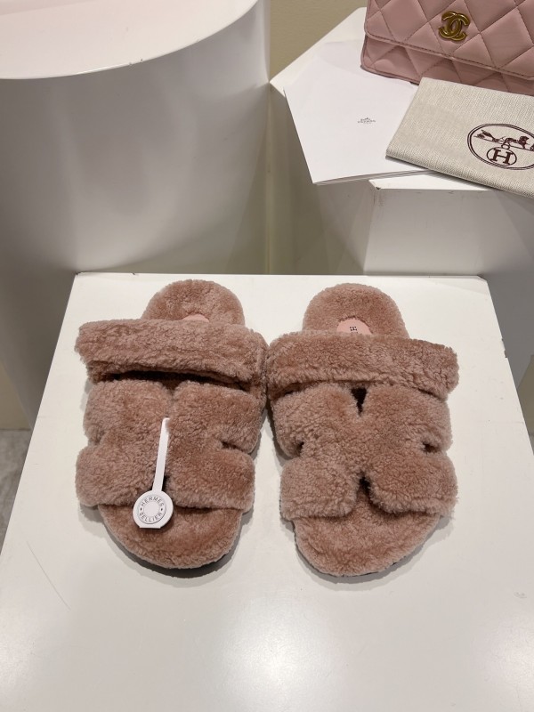 H Love Erjiu Full Wool Slippers with Slightly Curled Wool - LY00270