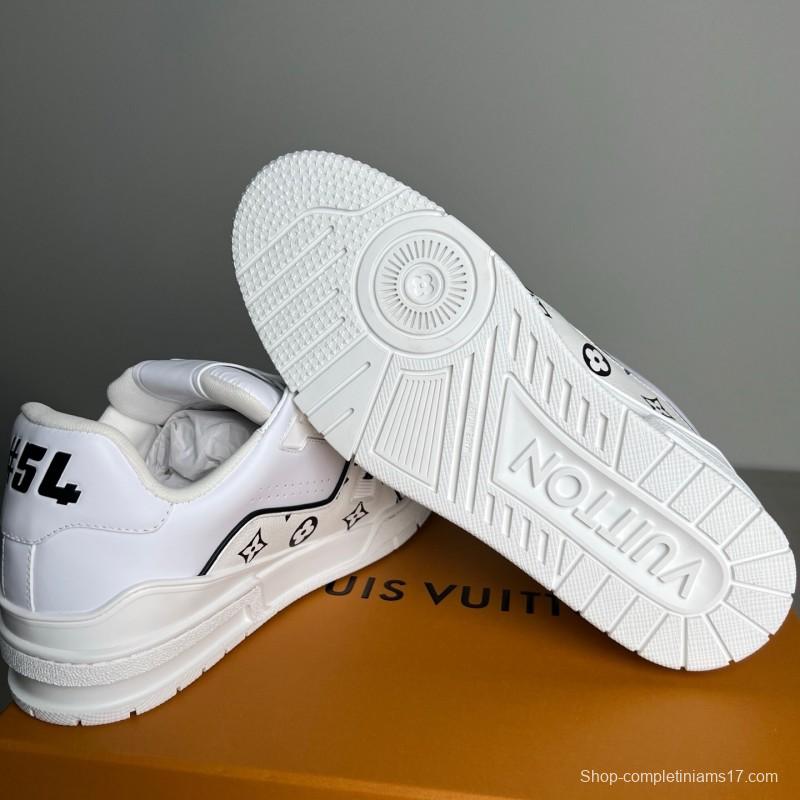 Louis Vuitton Signature Logo Sneakers with Calfskin Upper - YC