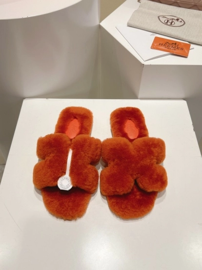 Hermès Fall/Winter 2025 Flat Wool Slippers - LY00240