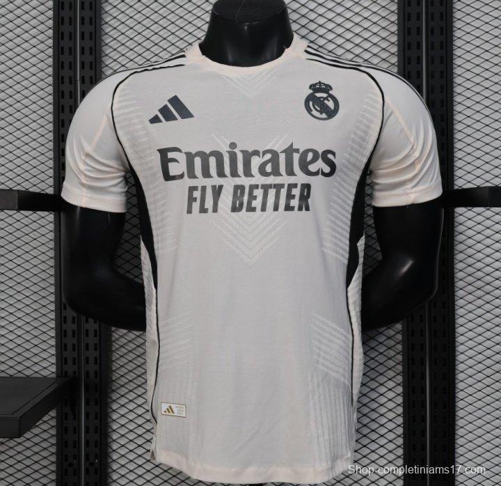 Player Version 25/26 Real Madrid White with Textured Pattern Jersey