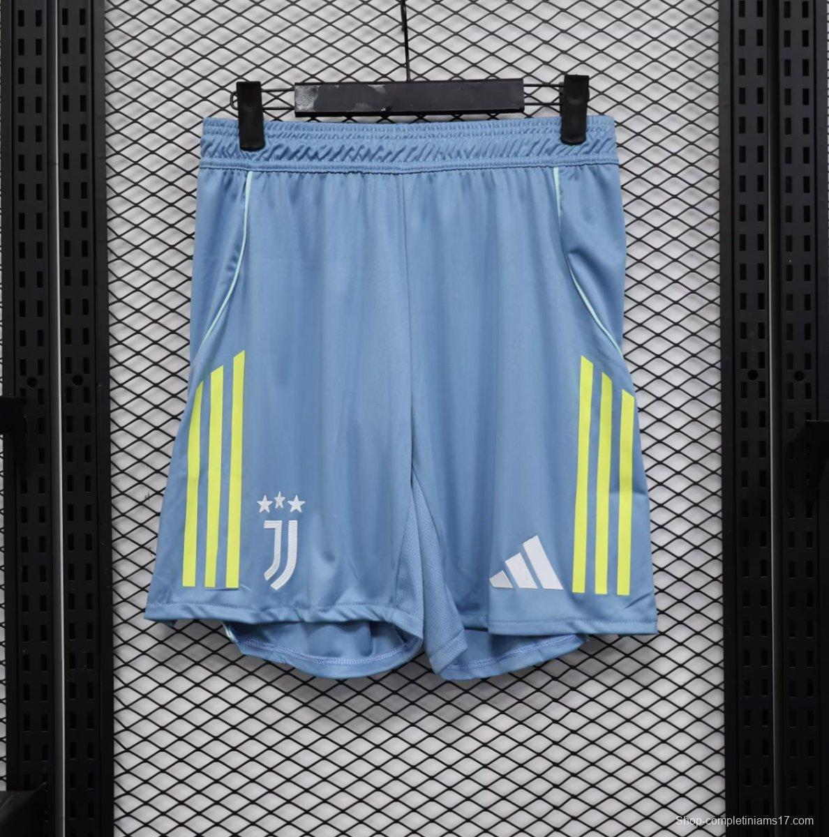 Player Version 25/26 Juventus Away Shorts